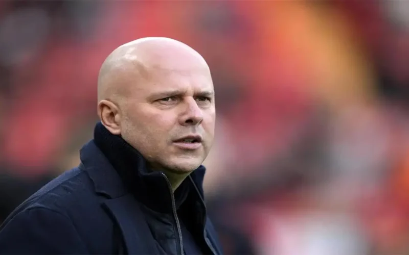 ورطة كبيرة.. لاعب ليفربول يواجه عقوبة إيقاف بعد اشتباك مع ليدز يونايتد